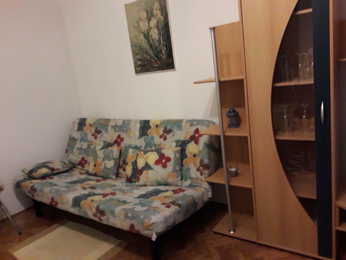 Apartman Ana 2 Apartment Rijeka Exterior photo
